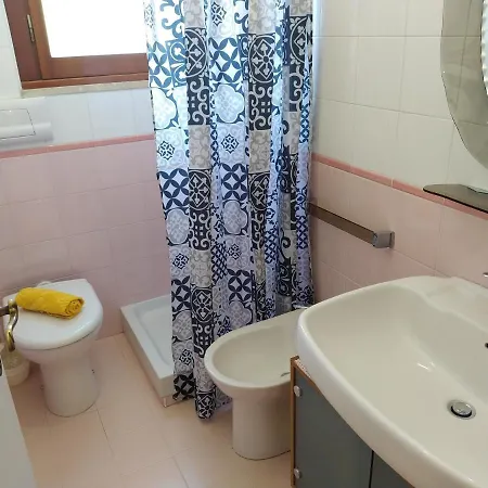 Lorena _piccolo A Due Passi Dal Mare Apartamento *