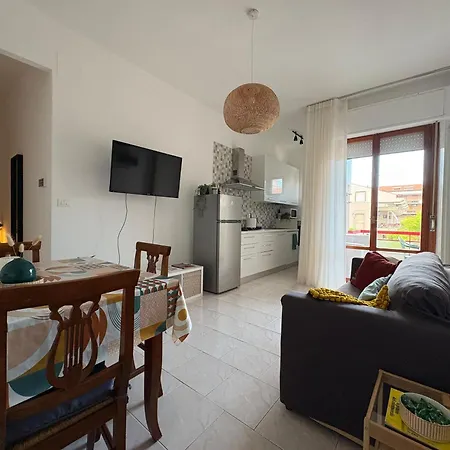 Lorena _piccolo A Due Passi Dal Mare Apartamento *